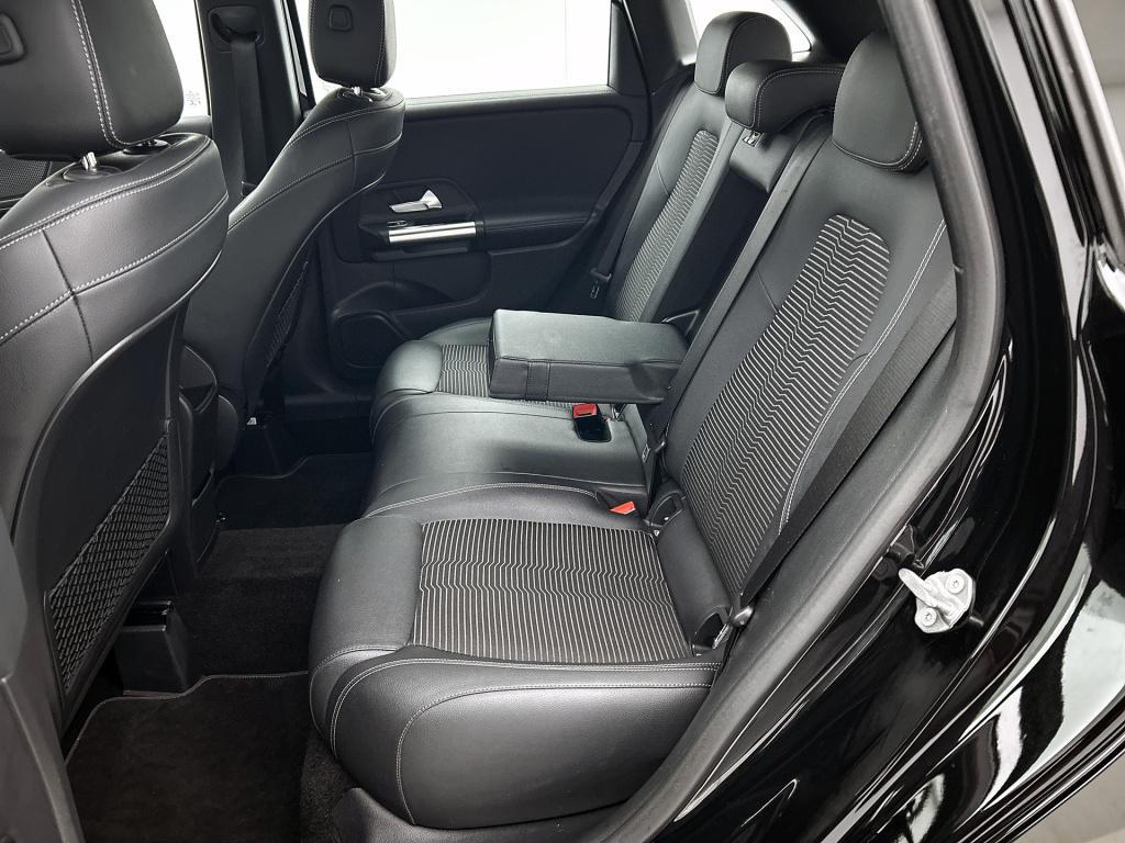 Mercedes-Benz B-Klasse 180 advantage | stoelverwarming | led | car play | p