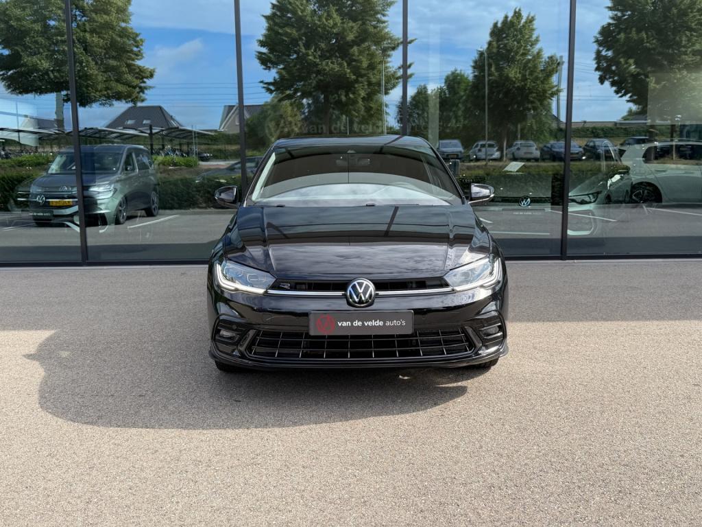 Volkswagen Polo 1.0 tsi r-line | iq light | carplay | camera | climate | st