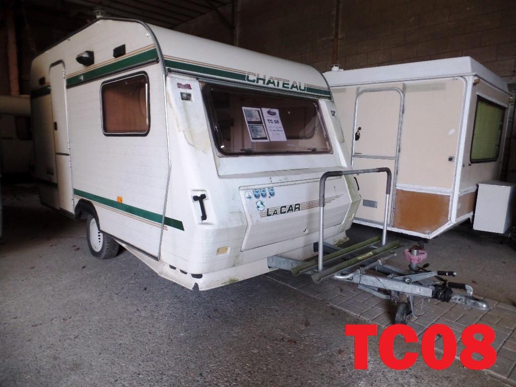 Diverse tourcaravans met en zonder geldig kentekenbewijs te koop