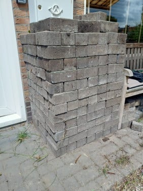 Gratis betonklinker 21x10x8 grijs