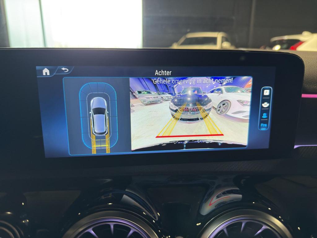 Mercedes-Benz A-Klasse 250 e amg line panoramadak | 19"velg | sfeer | elekt