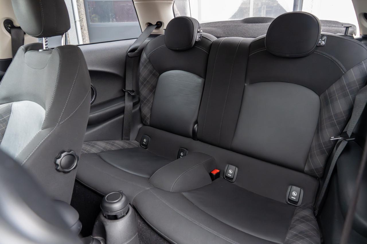 Mini Cooper 1.5 AUT - Sport stand