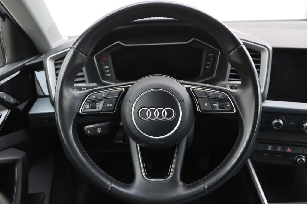 Audi A1 Sportback 25 tfsi pro line | carplay | navi | cruise