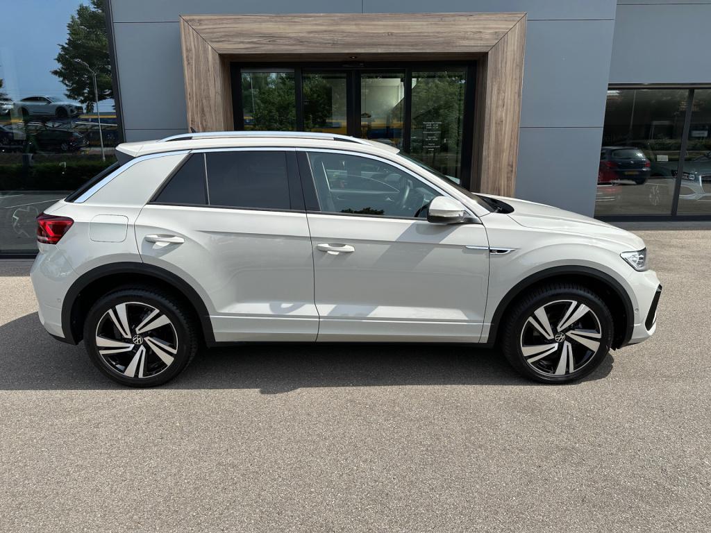 Volkswagen T-roc 1.5 tsi 150pk dsg r-line | camera | keyless | elek. achter
