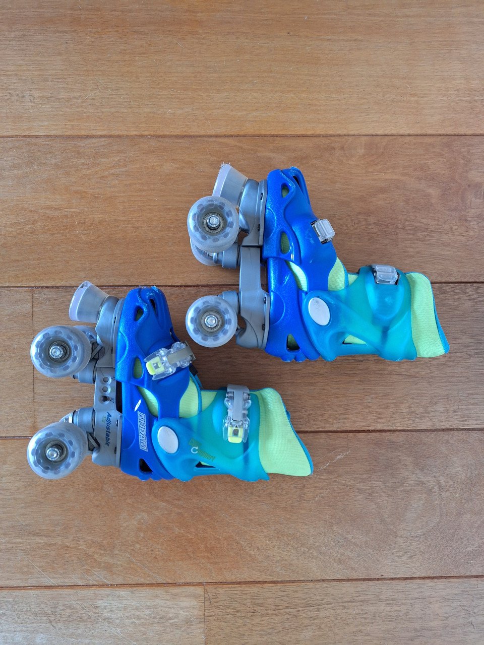 Verstelbare rolschaatsjes