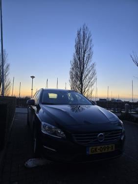 Volvo V60 D4 2015