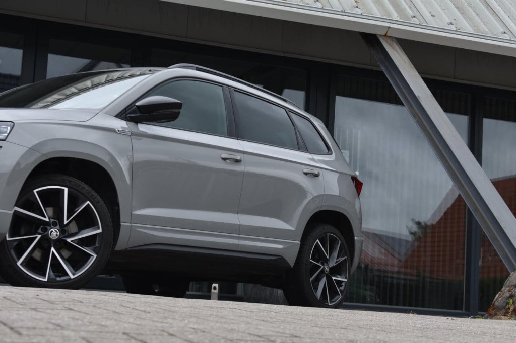 Skoda Karoq 1.5 tsi act sportline | trekhaak | canton | virtual cockpit | a