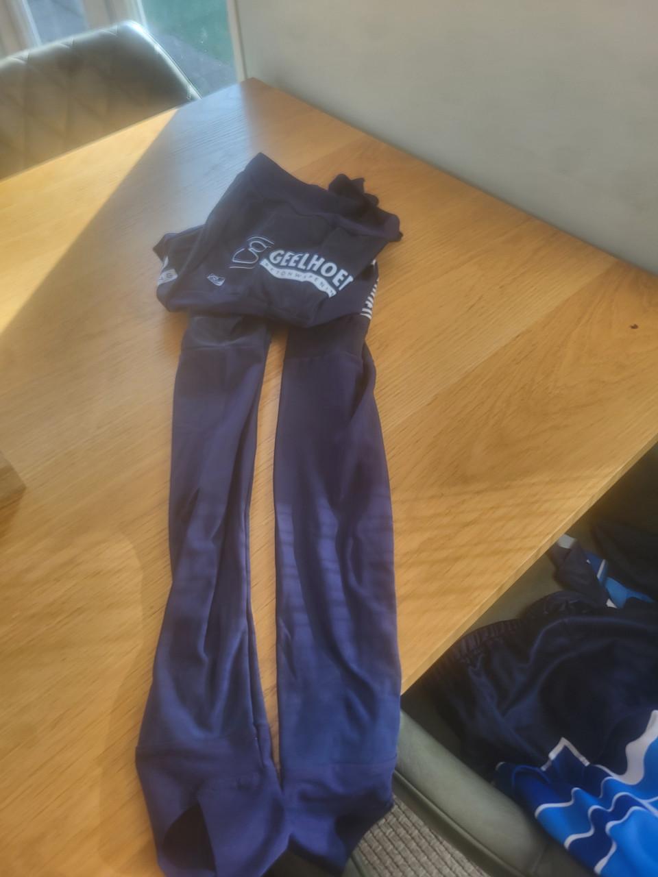 Wielrenkleding en schoenen