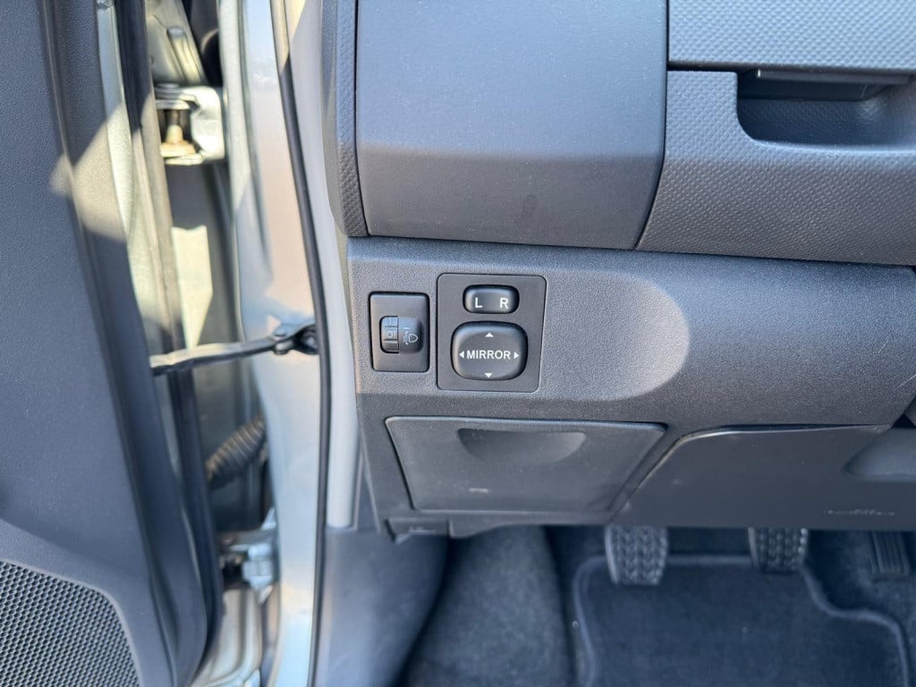Toyota Yaris 1.3 vvti executive