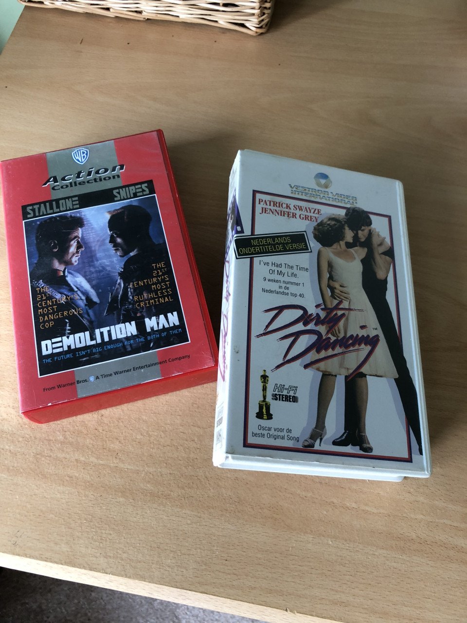 Te koop video's voor volwassenen.(z.g.a.n.).