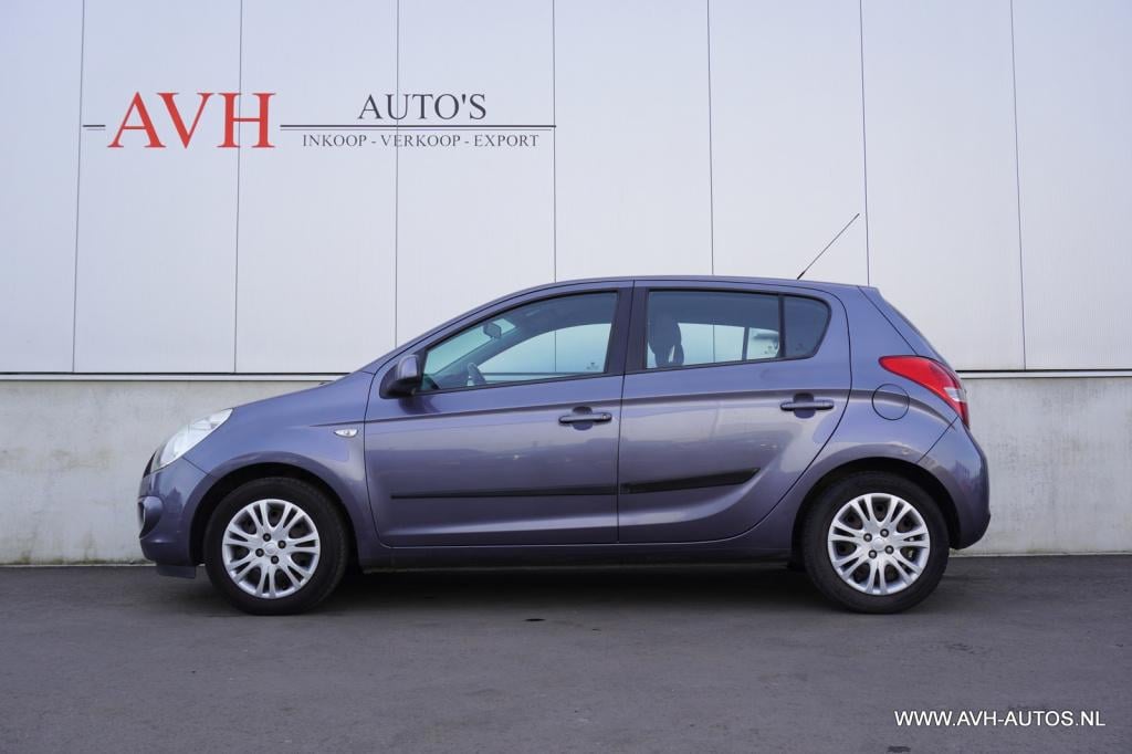 Hyundai I 20 1.2i dynamicversion