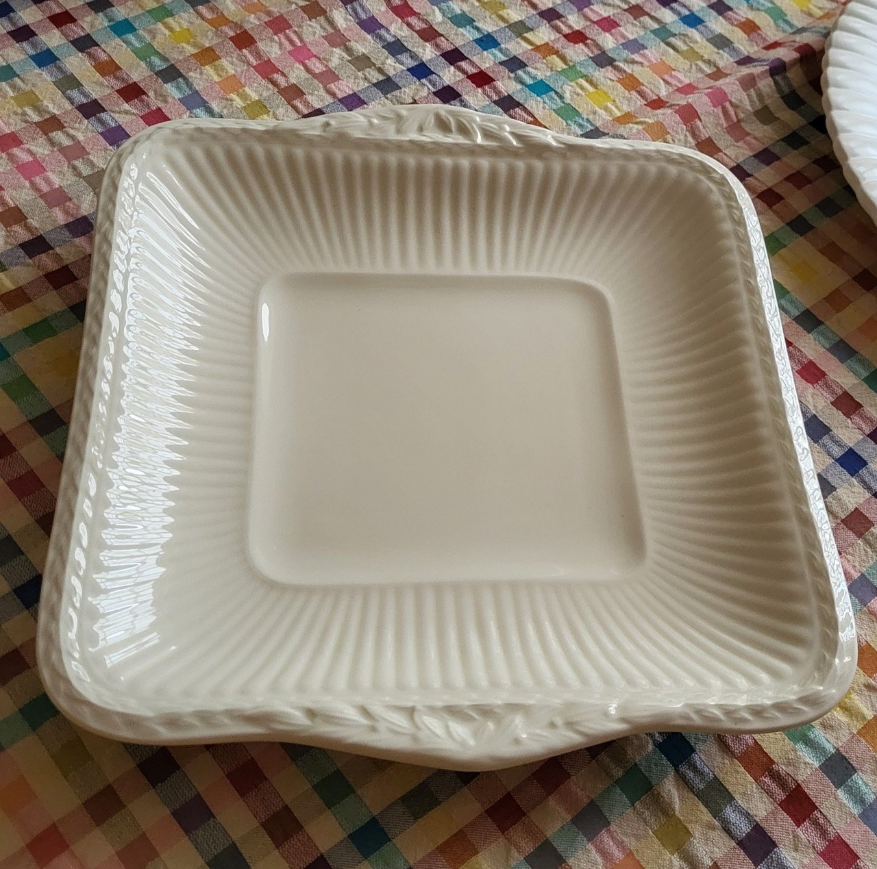 EDME KOFFIE- EN THEEKOPJES, GEBAKSBORDJES, SERVEERSCHAAL ETC