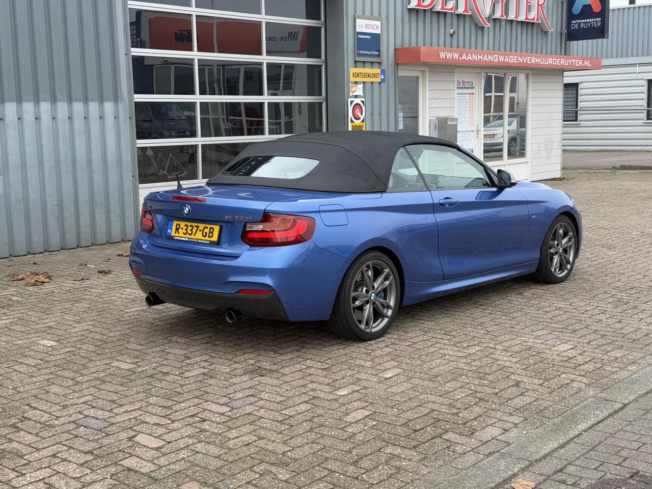 BMW 2-serie Cabrio - M235i xDrive |Full Option | Harman Kardon | Memory