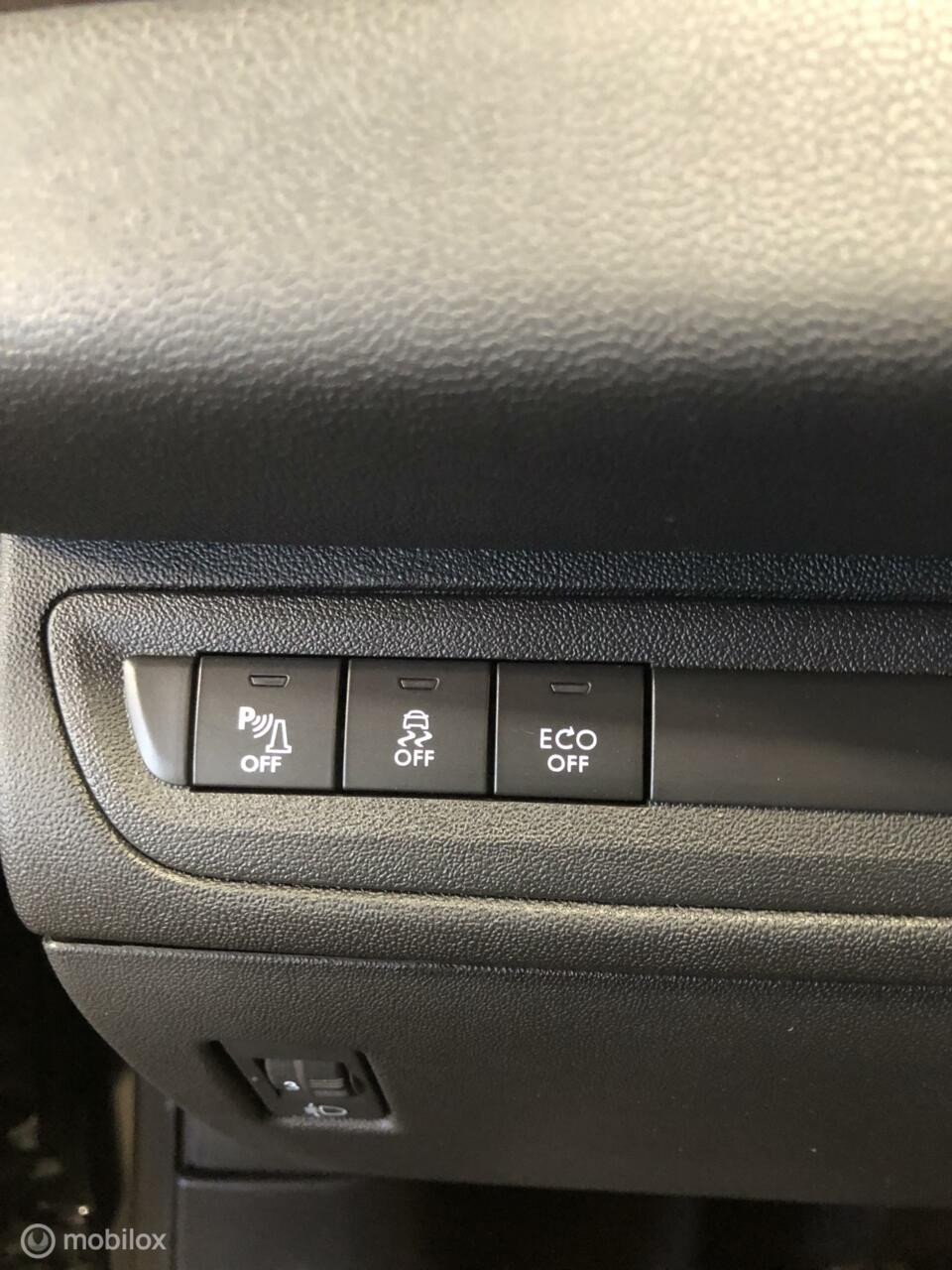 Peugeot 208 1.2 puretech active