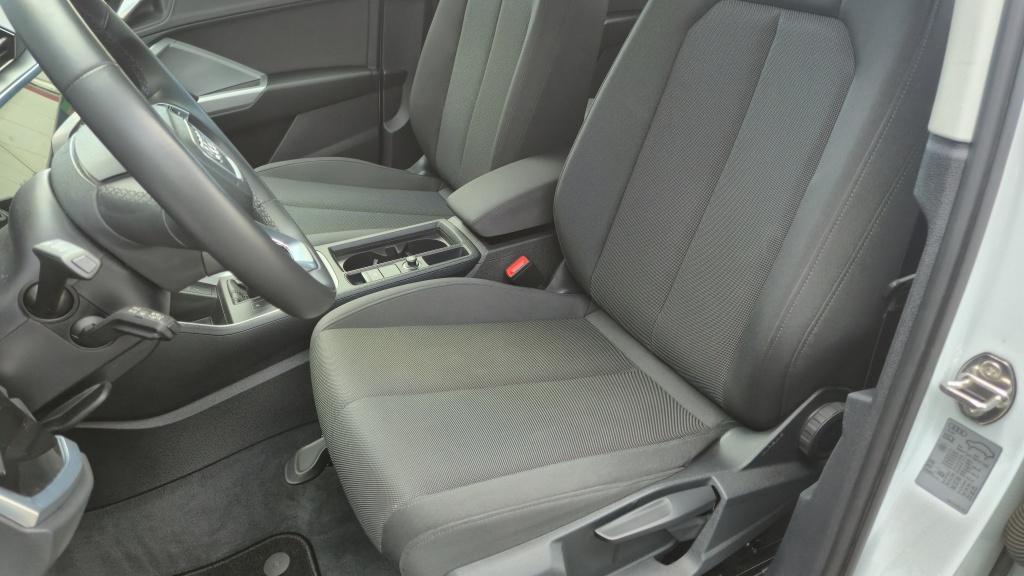 Audi Q3 45 tfsi e edition | hybride | led | clima | navi | acc | 19 inch