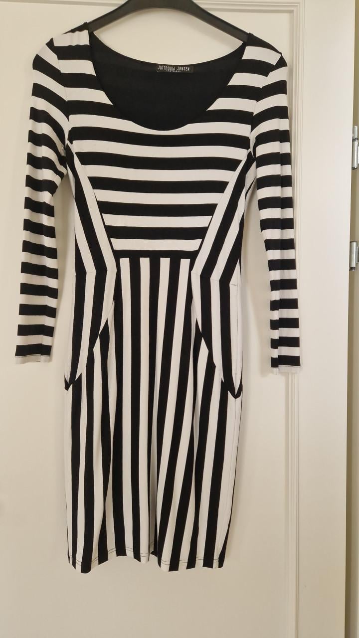 Diverse damesjurkjes