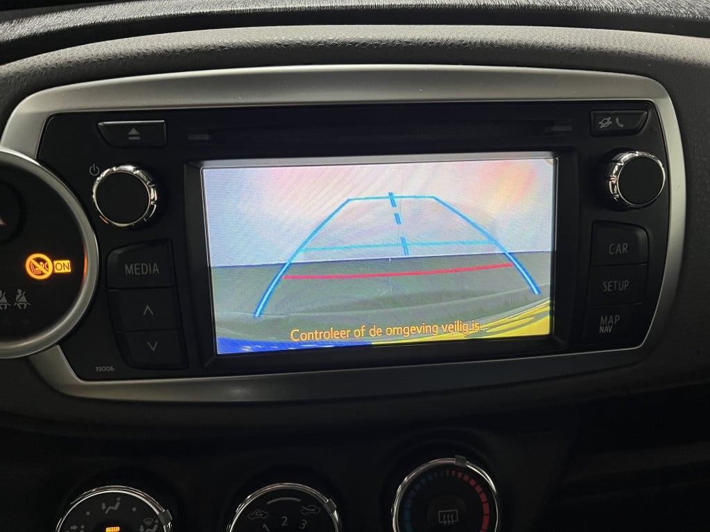 Toyota Yaris 1.3 vvt-i aspiration | airco | camera |