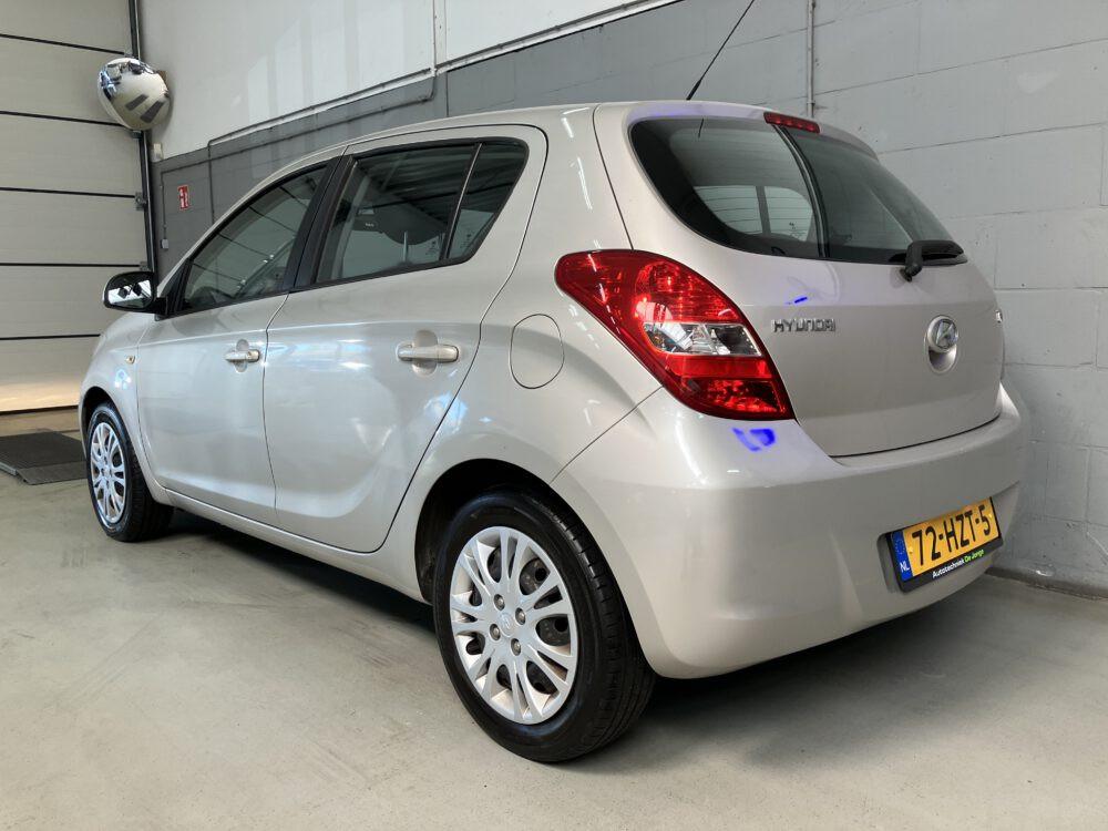Hyundai i20 1.4 DynamicVersion Automaat
