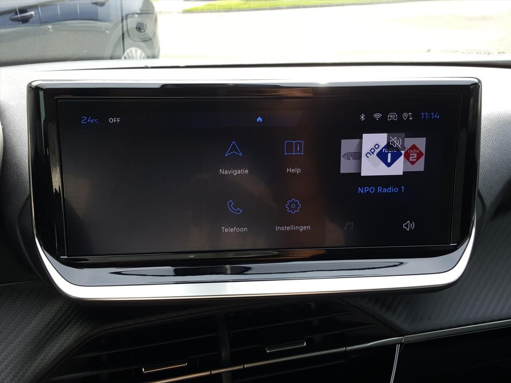 Peugeot 2008 1.2 puretech 130pk allure | navi | bt | applecarplay&androidau