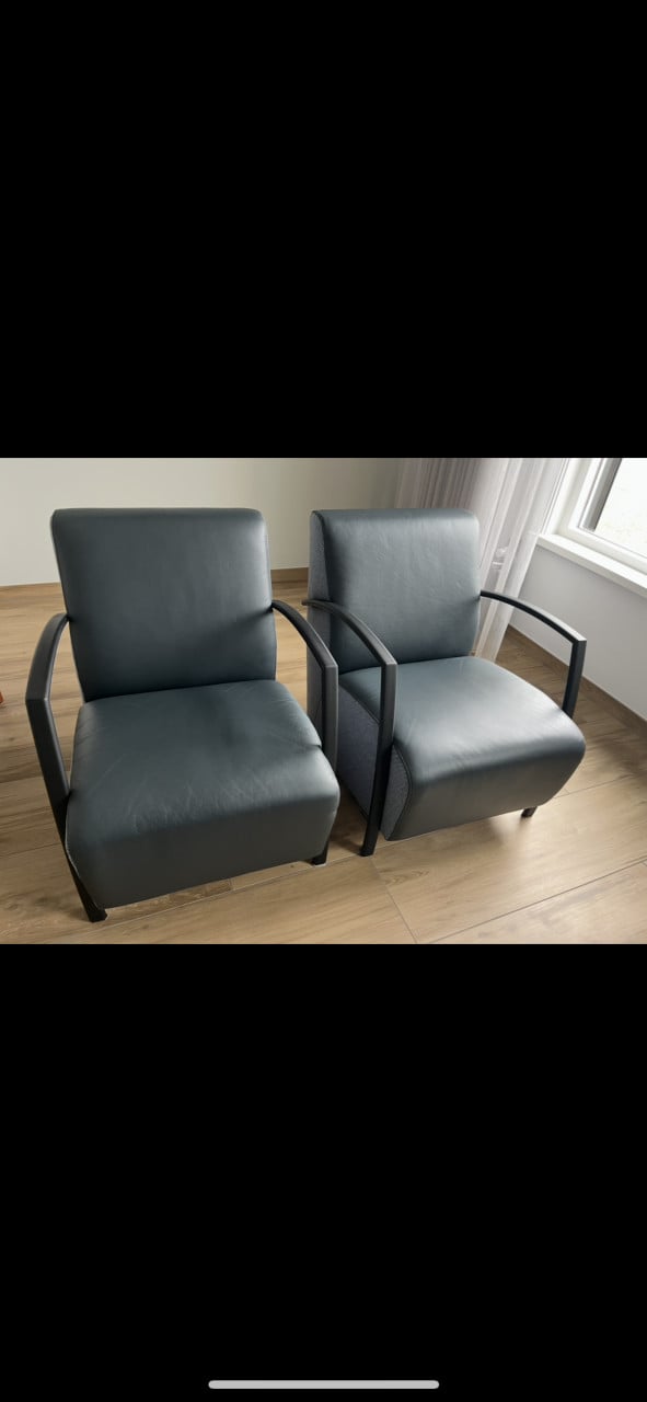 Montel Tosca 2,5 zits en 2 bijhorende fauteuils