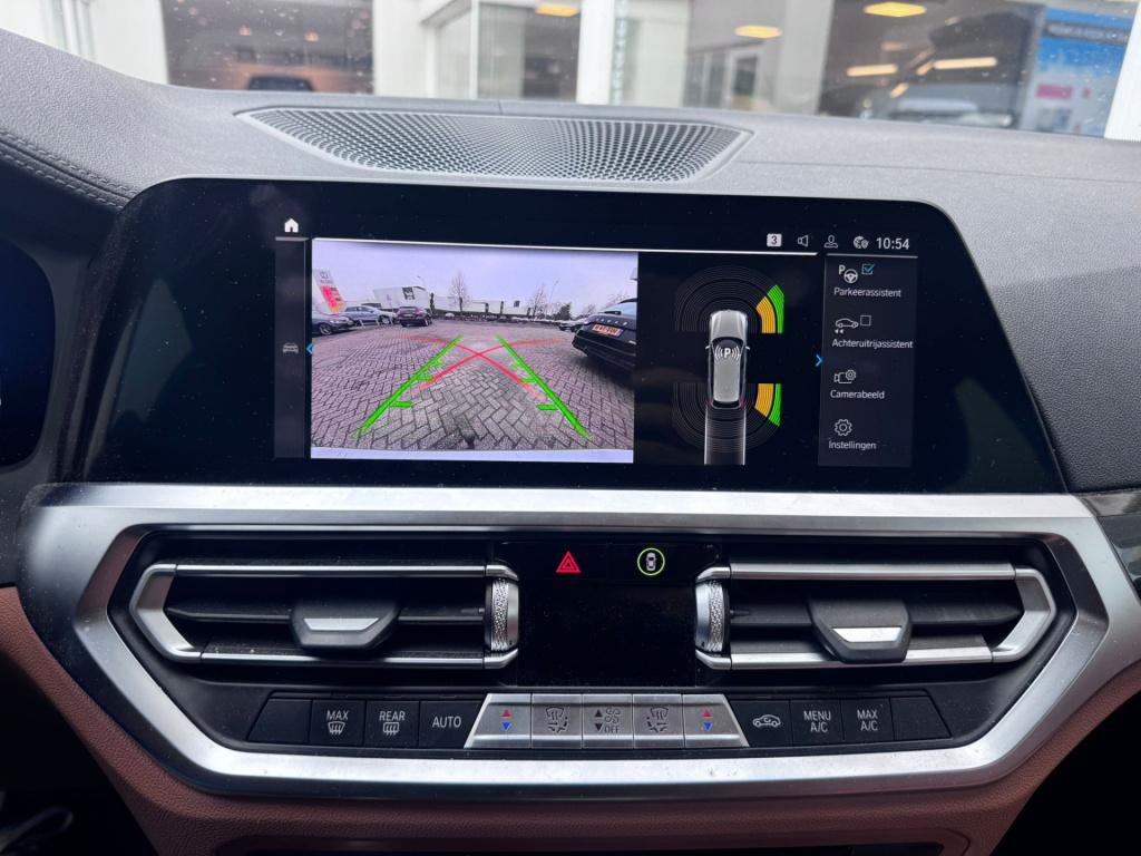 BMW 3-serie touring 330e high executive