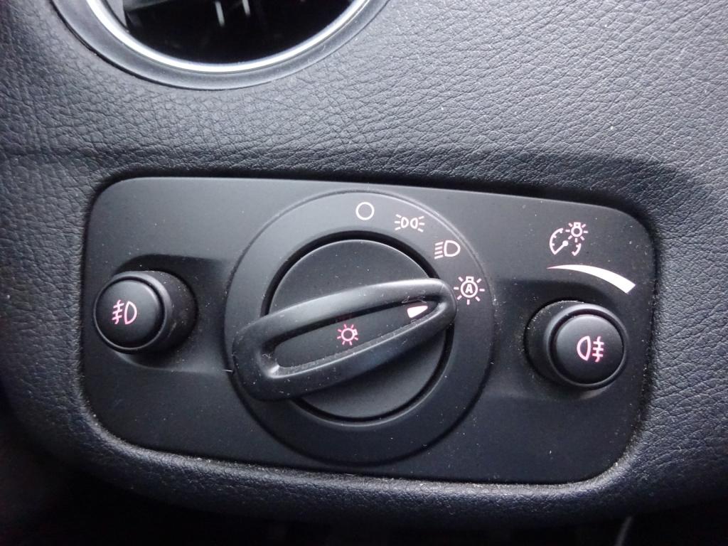 Ford Mondeo 1.6 ecoboost platinum climate / navi / cruise / parkeers. / sto