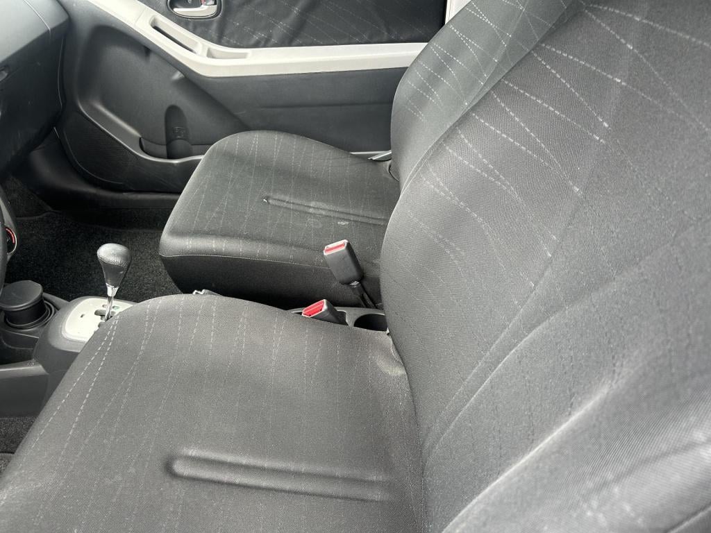Toyota Yaris 1.3 vvti sol mmt automaat