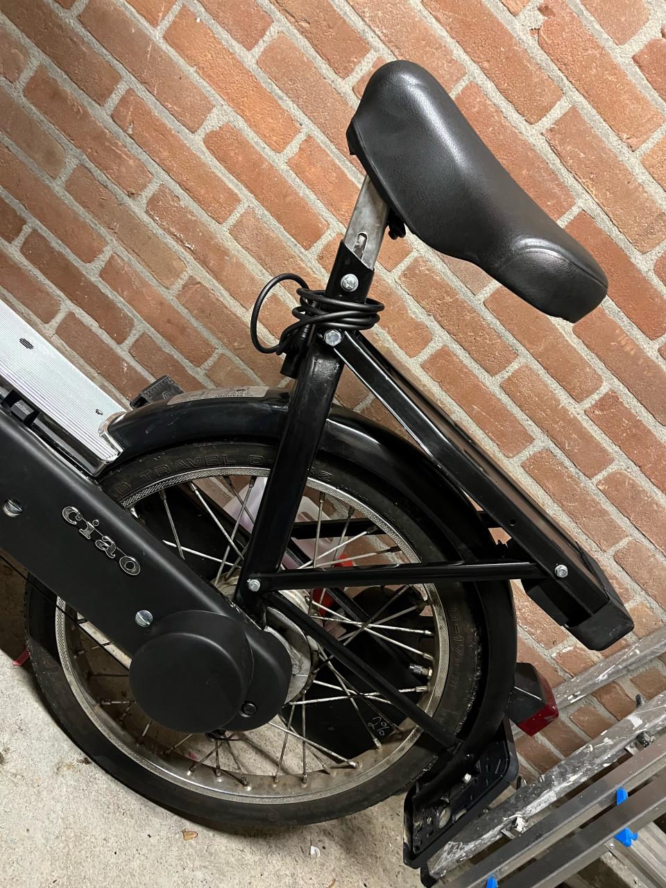 Vespa Ciao uit 1980 - Klassieke Snorfiets