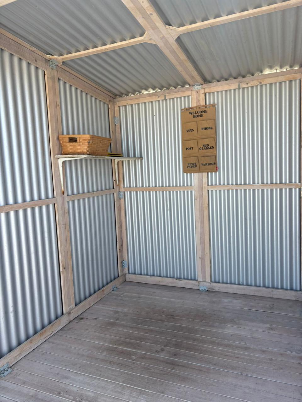 Strandhokje Vrouwenpolder te huur