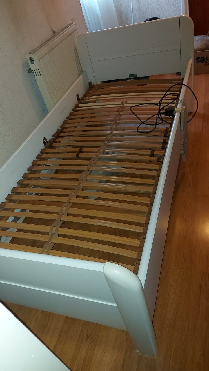 Seniorenbed Elektrisch Verstelbaar Bed 90x200 - Zo Goed