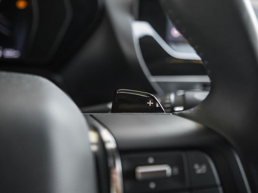 Citroen C5 X 1.2 puretech 130pk feel automaat | navigatie | camera | park. 