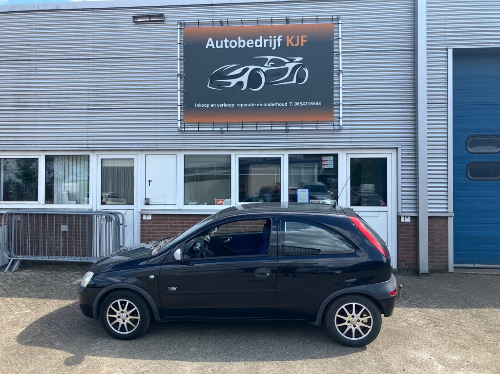 Opel Corsa 1.2-16v njoy