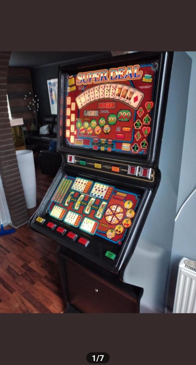 Diverse nostalgische automaten in topstaat