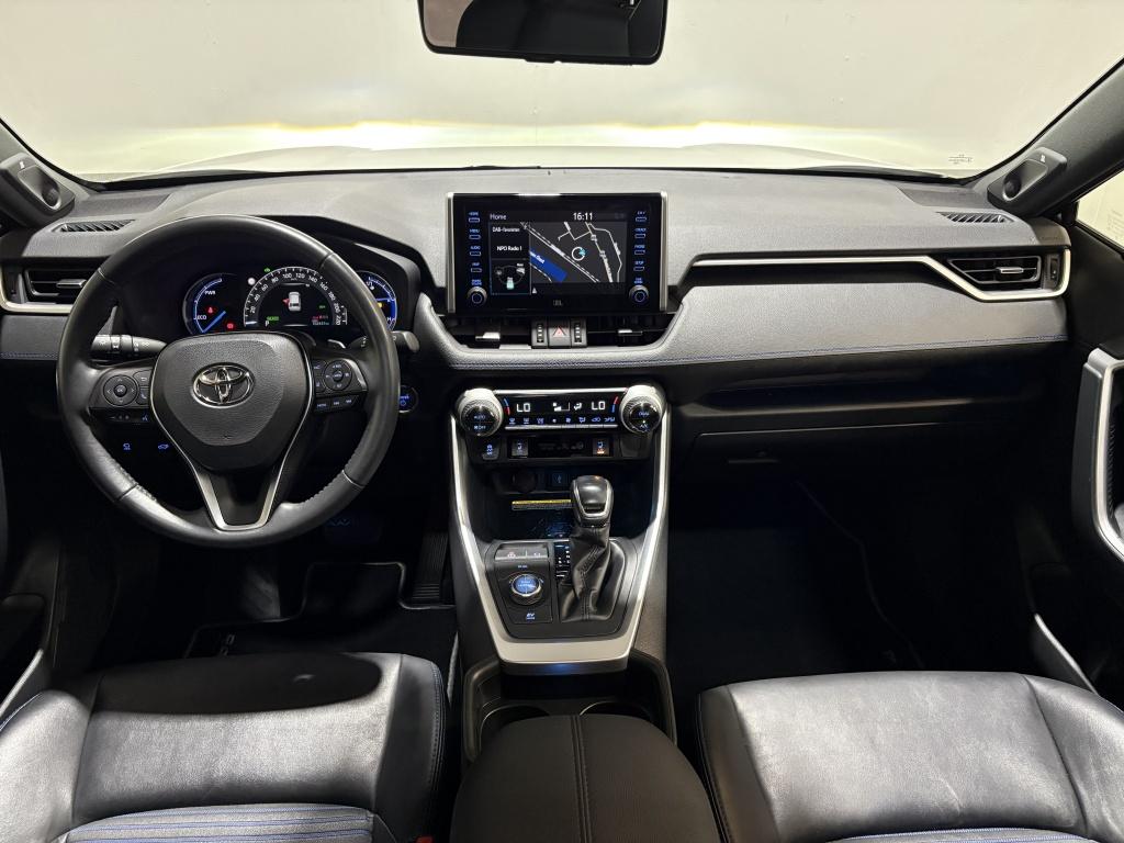 Toyota Rav4 2.5 hybrid awd bi-tone | innovation-pakket | trekhaak | panodak