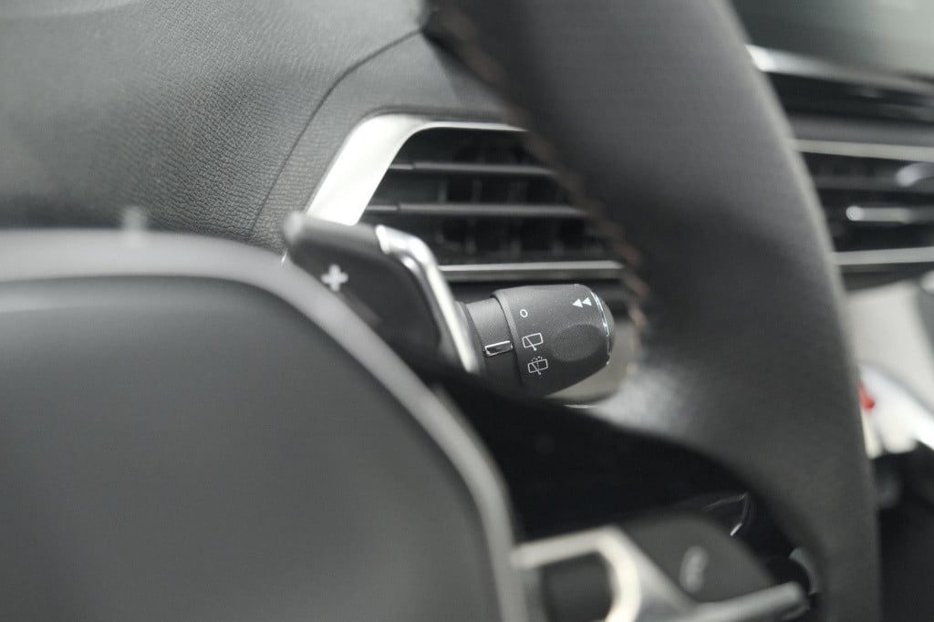 Peugeot 3008 hybrid4 300 gt | elektrisch panoramadak | dodehoekdetectie | c