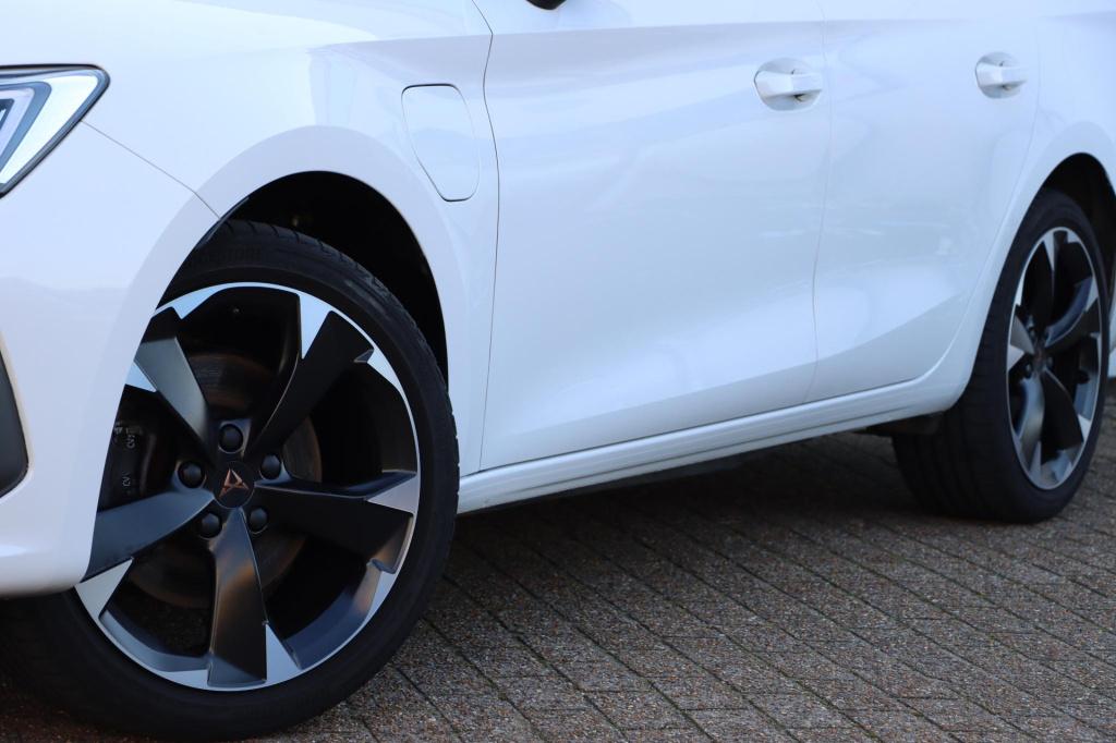 Cupra Leon Sportstourer 1.4 e-hybrid business 204pk dsg6 | soh 92,5% |