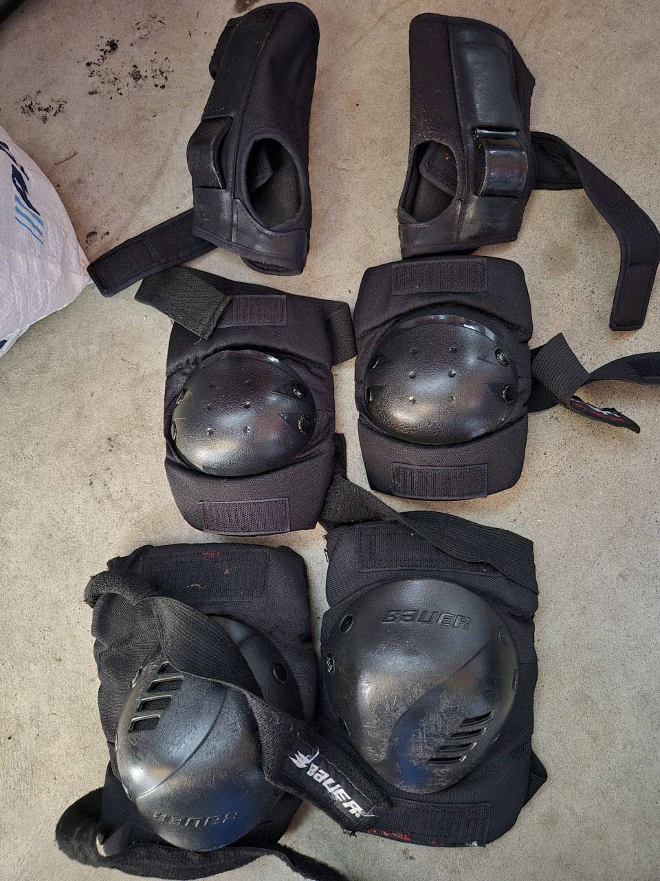 Set pols- elleboog-, kniebeschermers