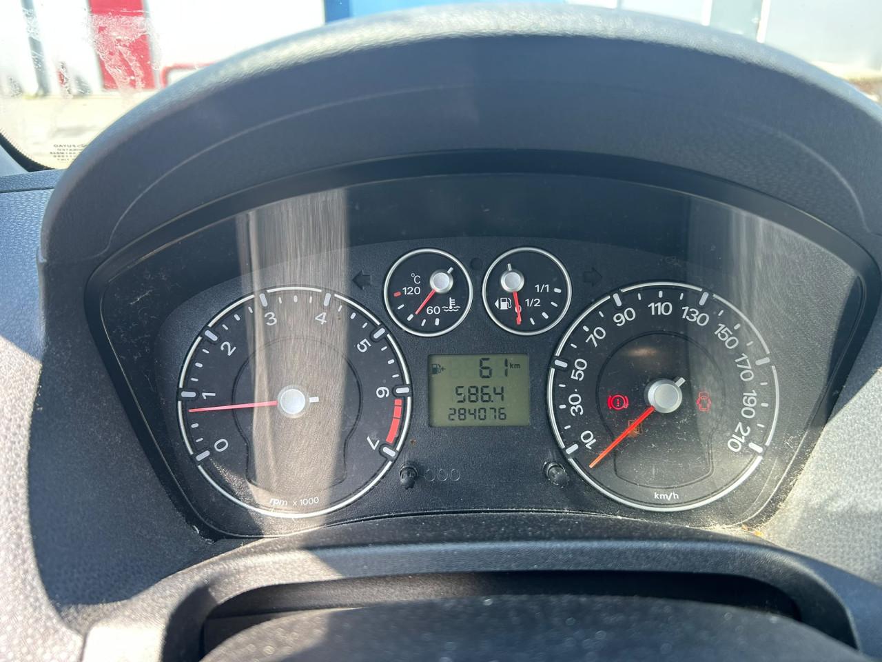 Ford Fiesta 1.4-16V Futura Veel Voor Weinig! APK tot 04-10-26