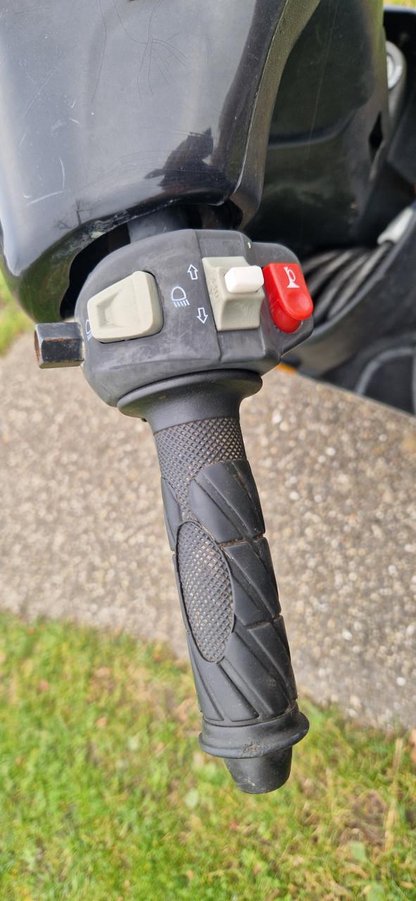 Goedkope KEEWAY scooter, type Hurricane