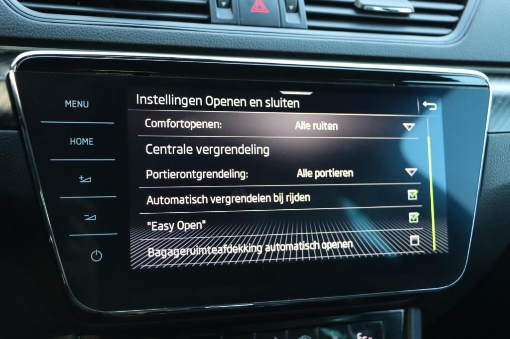 Skoda Superb combi 1.4 tsi iv sportline business 218pk dsg6