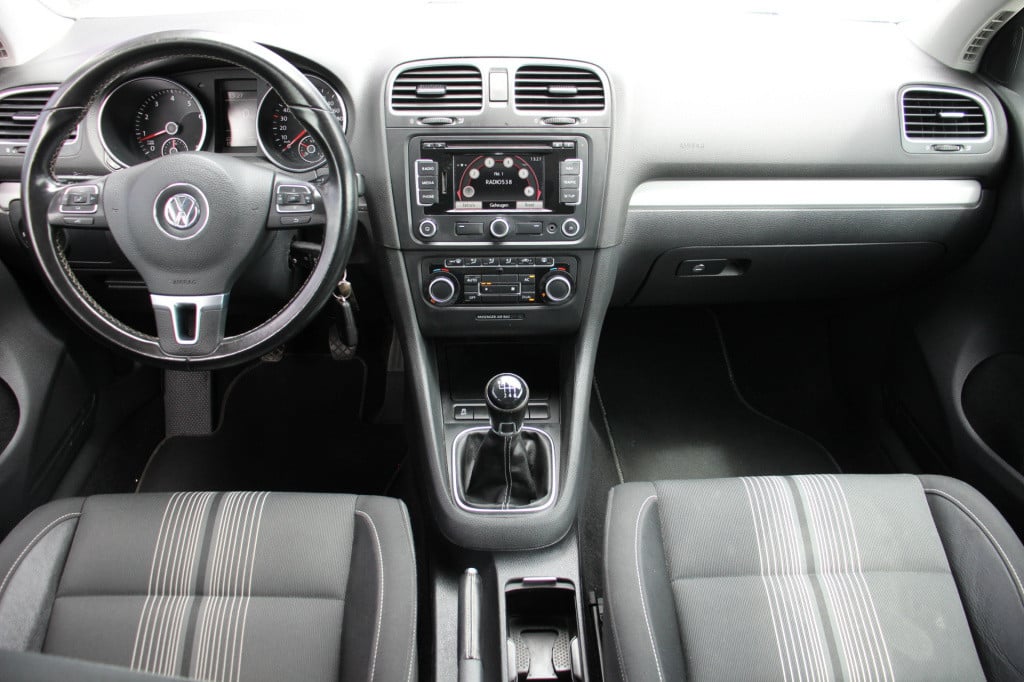 Volkswagen Golf 1.4 tsi highline | navi | cruise | pdc |