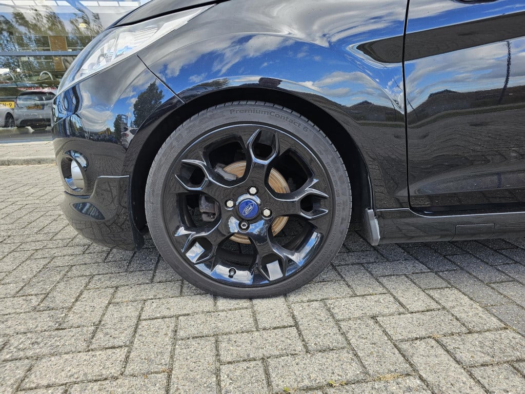 Ford Fiesta 1.6 metal