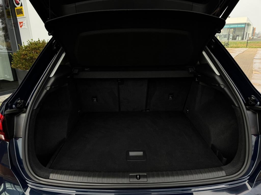 Audi Q3 35 tfsi * leder / alcantara * stoelverwarming * navigatie