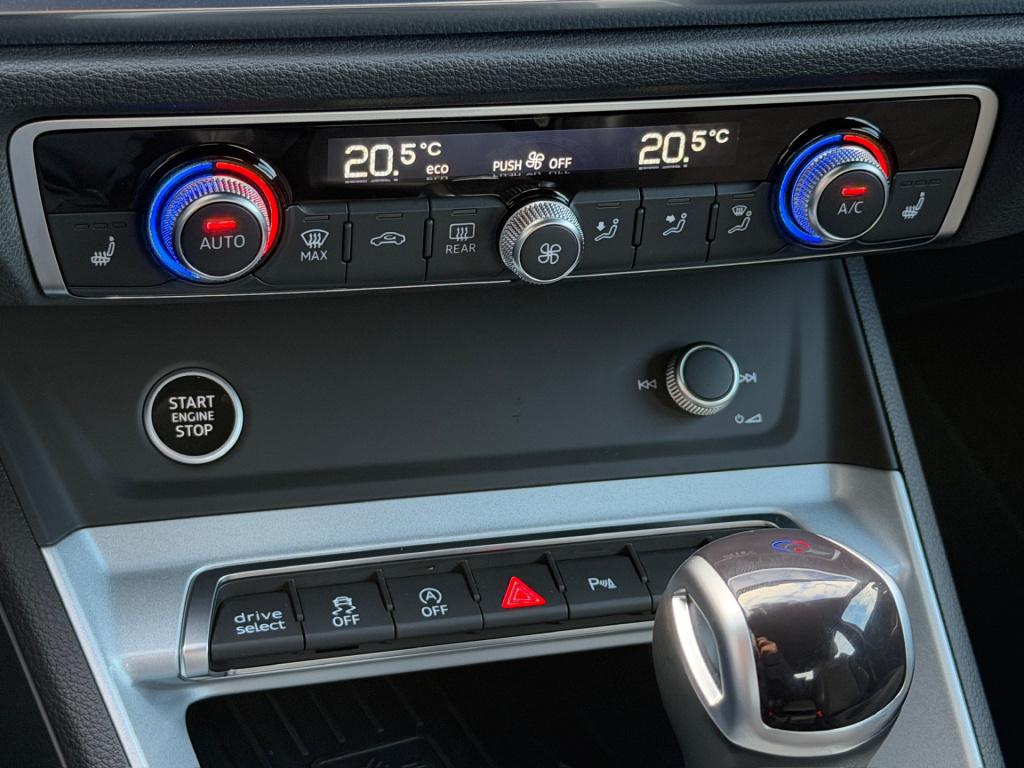 Audi Q3 35 tfsi 150pk s-tronic s-line | alcantara | keyless | dode hoek | e