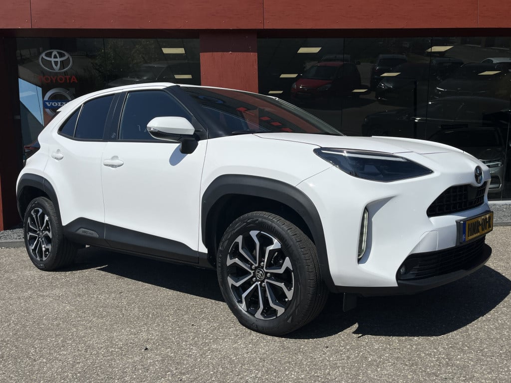Toyota Yaris Cross 1.5 hybrid dynamic | camera | acc | carplay | keyless