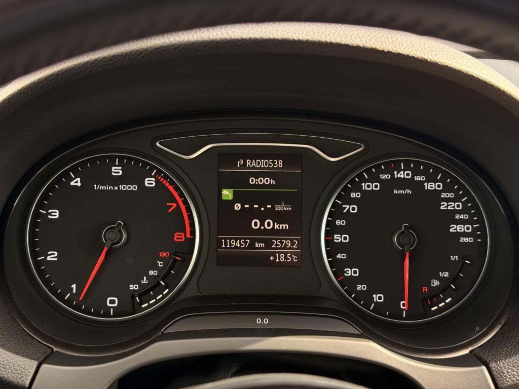 Audi A3 limousine 1.4 tfsi ambiente pro line | stoelverwarming | parkeersen
