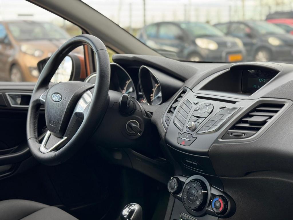 Ford Fiesta 1.0 style essential