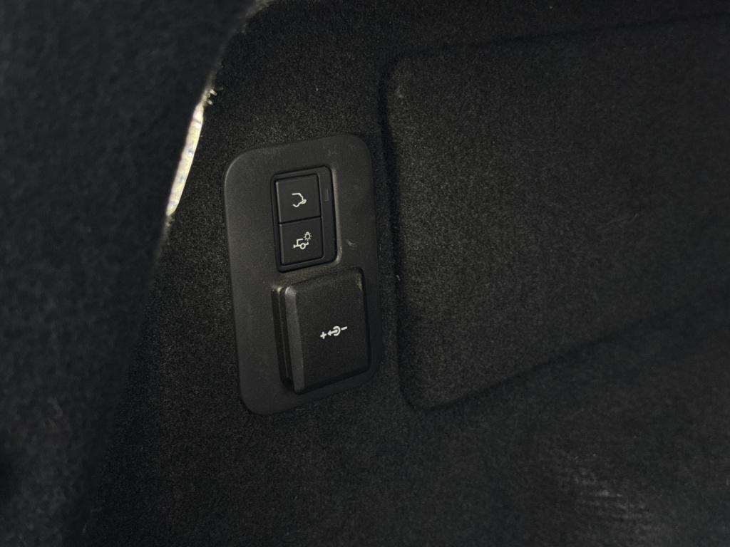 Land Rover Range Rover 1.5 p300e awd r-dynamic se | pano | hud | trekhaak |