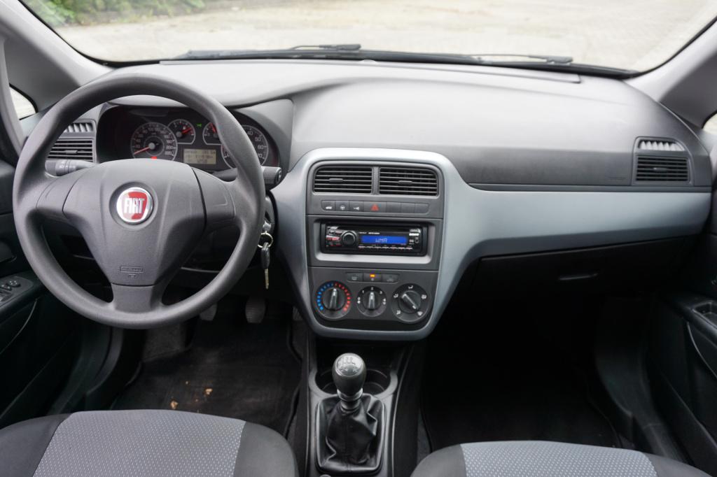 Fiat Grande Punto 1.2 actual airco / elektr. ramen / trekhaak / nieuwe apk!