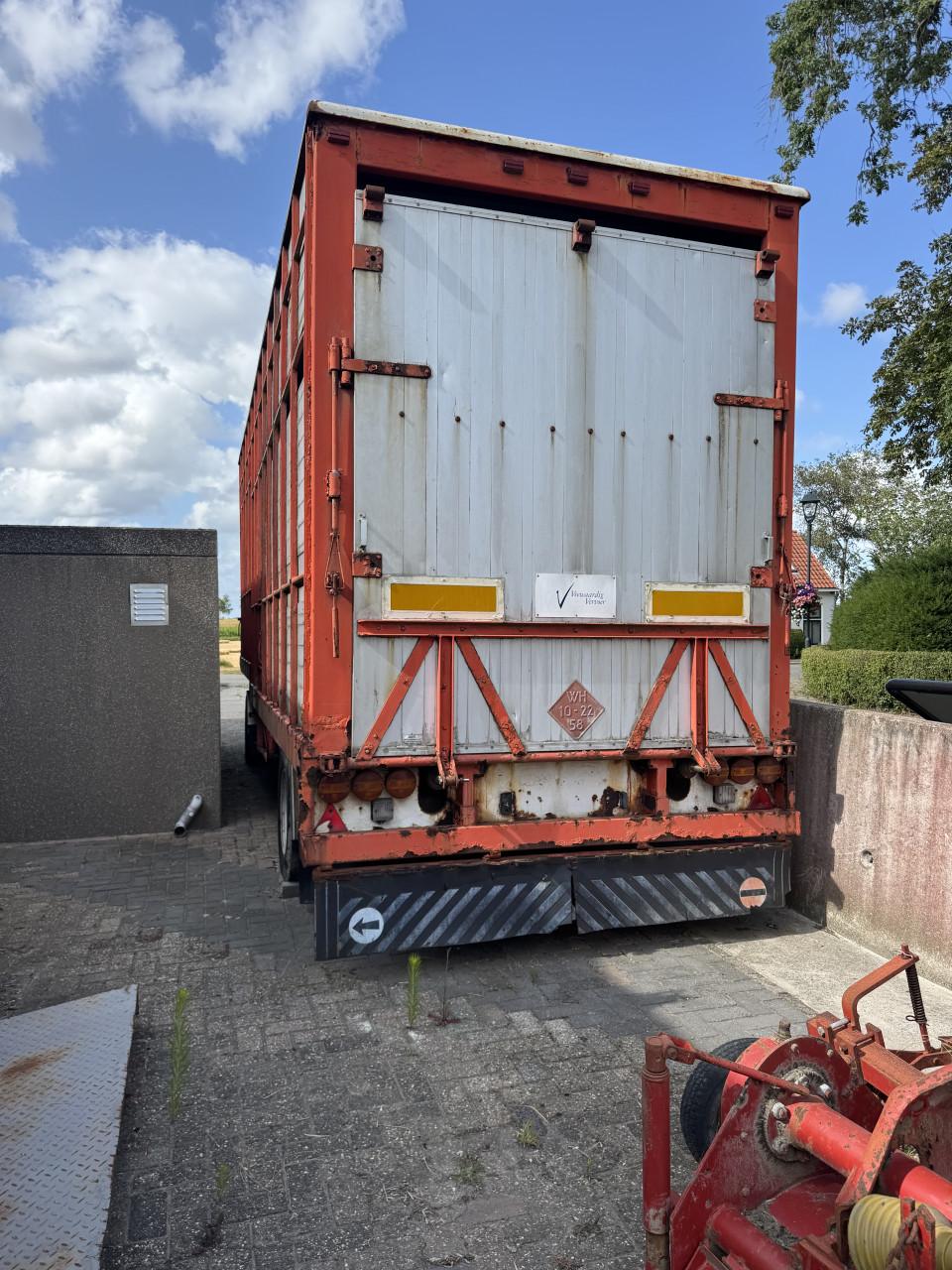 Te koop veewagen